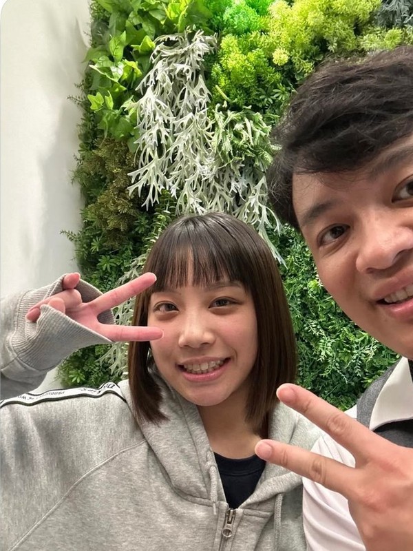 患者與王醫師矯正合照