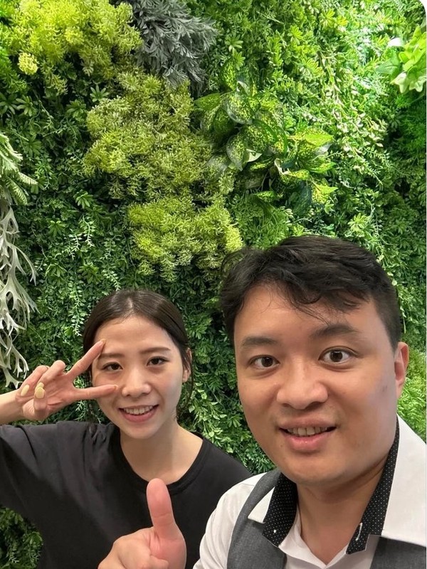 患者與王醫師矯正合照