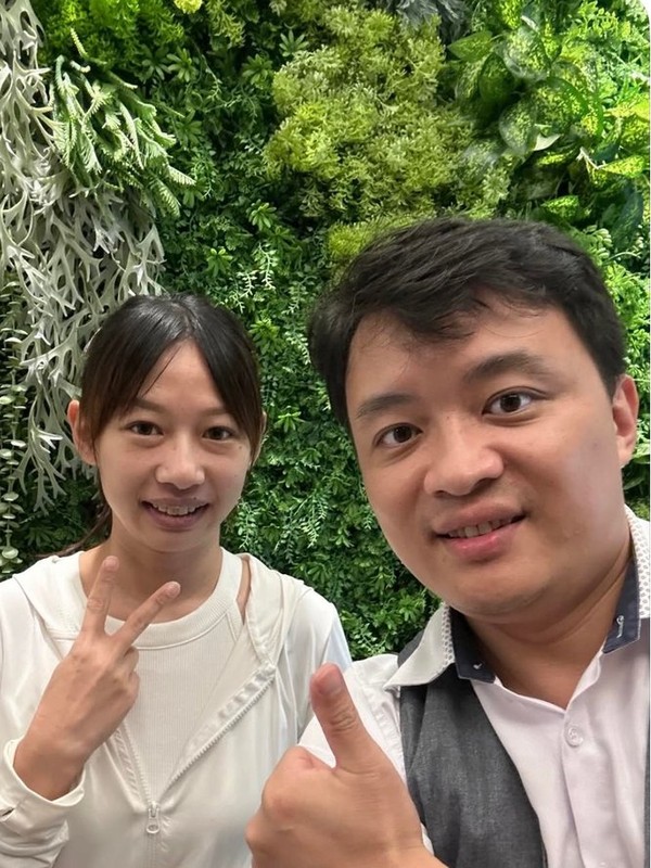 患者與王醫師矯正合照