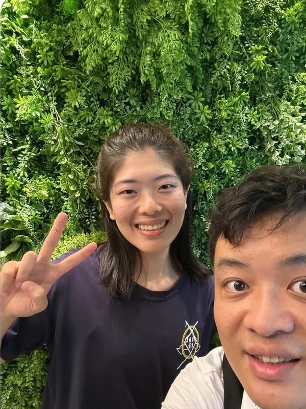 患者與王醫師矯正合照