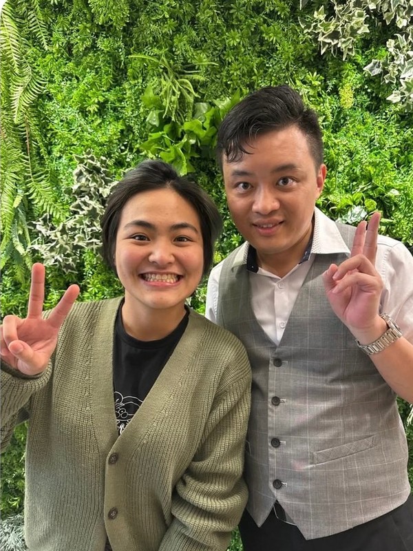 患者與王醫師矯正合照