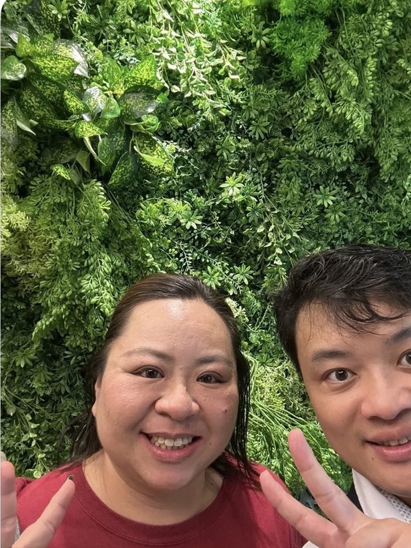 患者與王醫師矯正合照