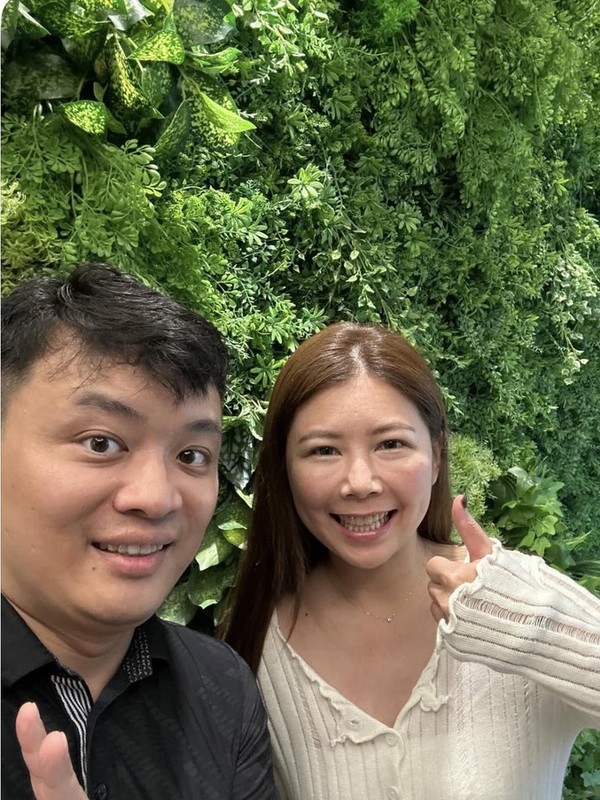 患者與王醫師矯正合照